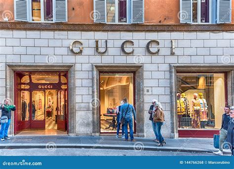 buying gucci in italy|gucci italy online store.